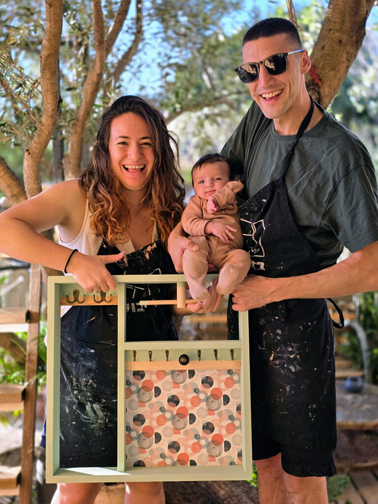 מתלה תכשיטים מעץ